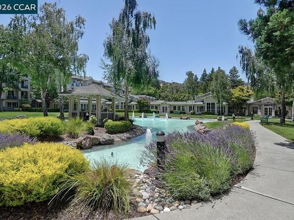 1860 Tice Creek Dr, Unit 1432, Walnut Creek, CA 94595