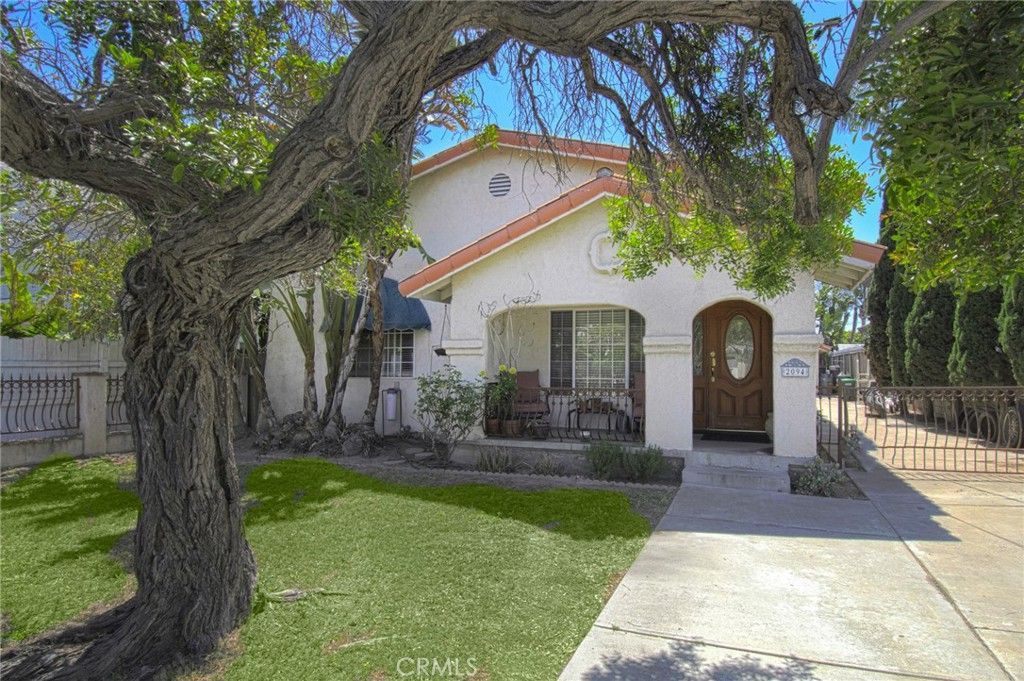 2094 Orange Avenue , Costa Mesa, CA 92627 Main Photo