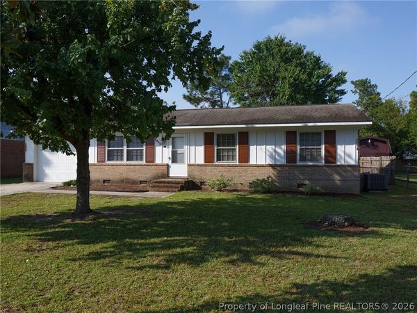 3249 Glenmore Drive, Hope Mills, NC 28348