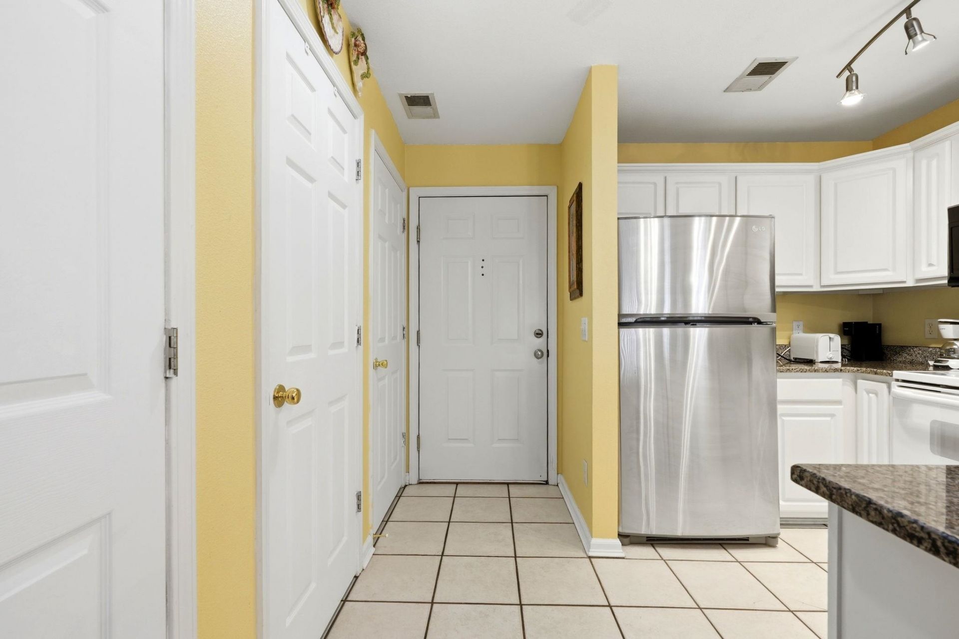 398 Blue Stem Dr. Photo 15