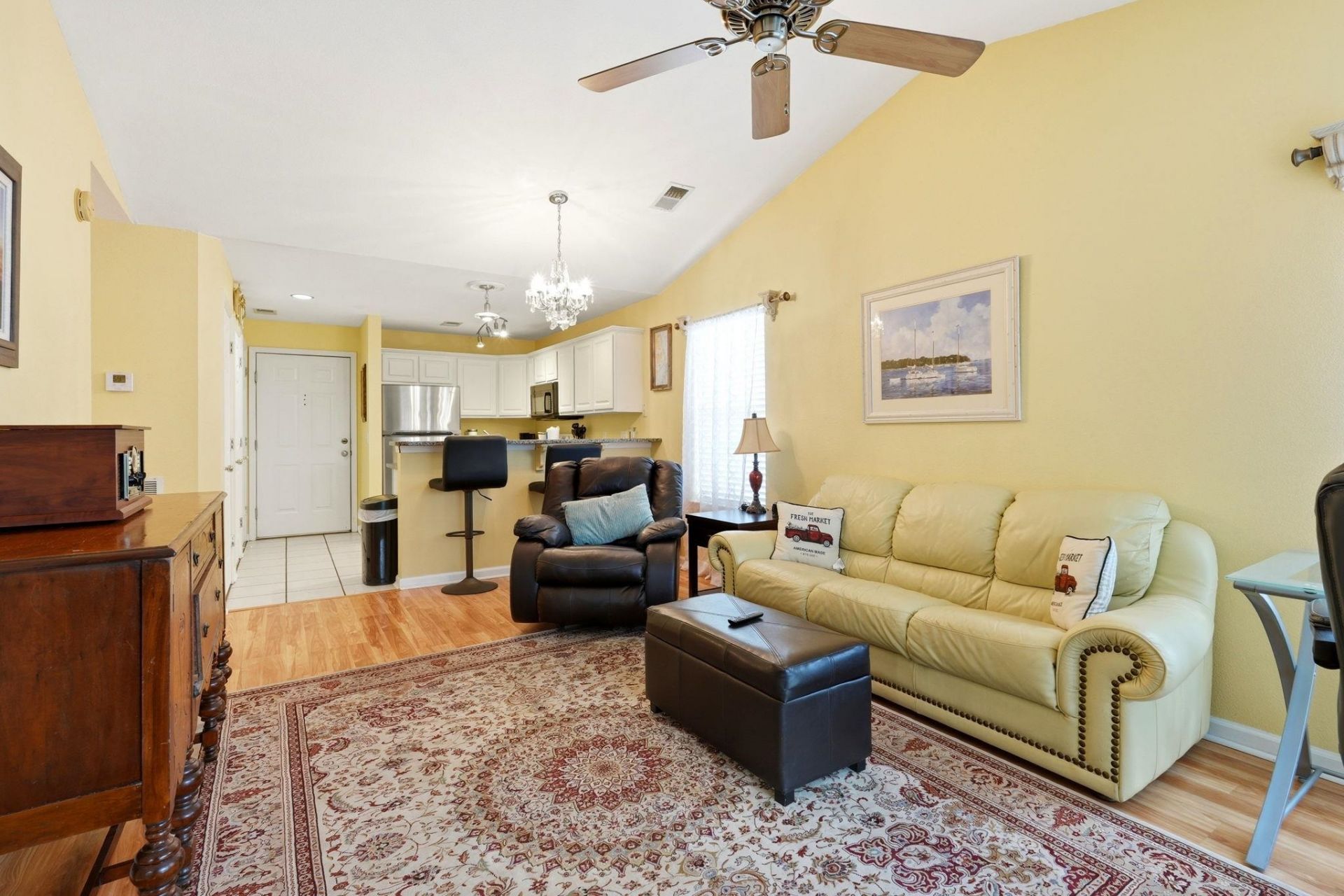 398 Blue Stem Dr. Photo 5
