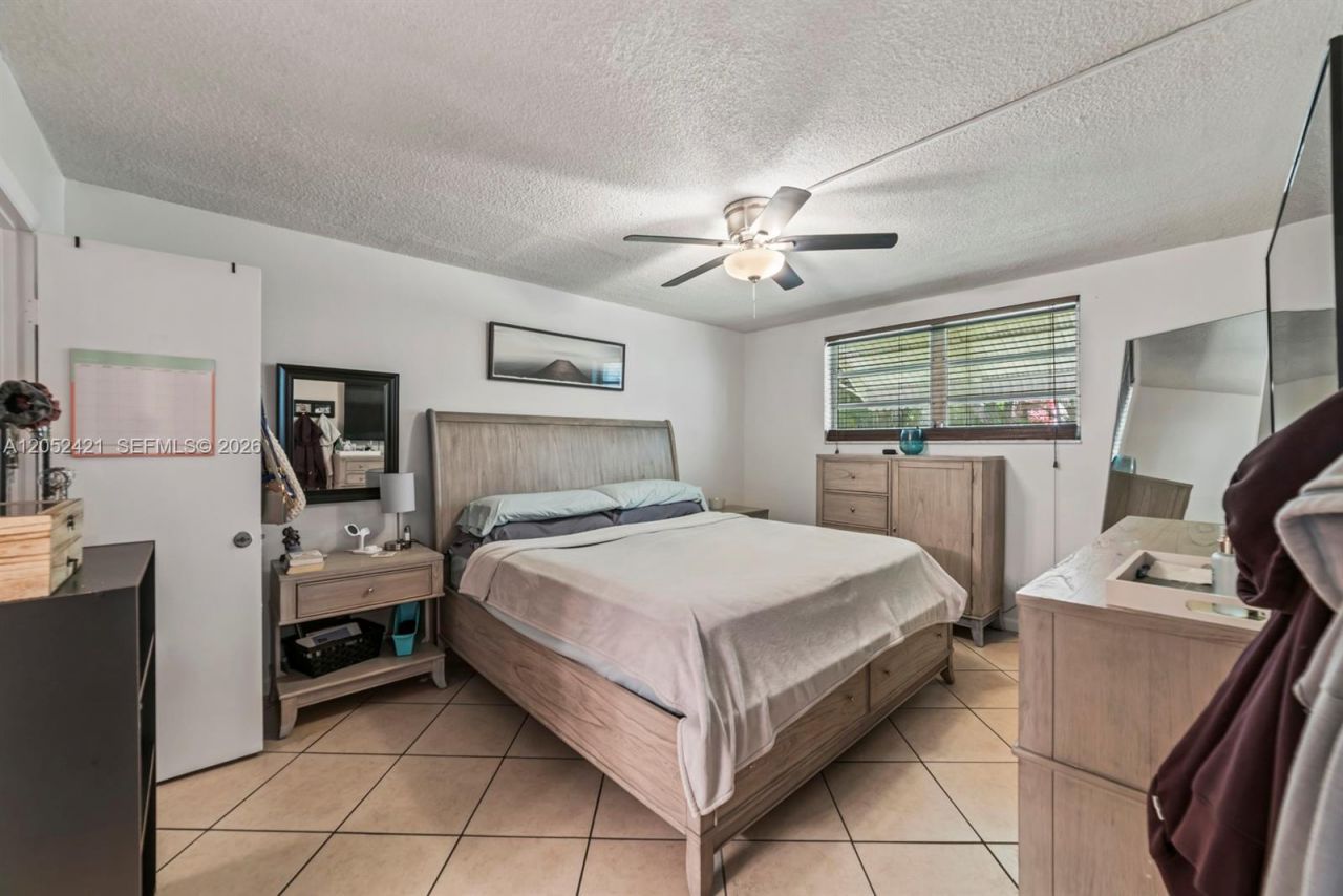 1400 Tallwood Ave , Unit 107, Hollywood, FL 33021 Photo