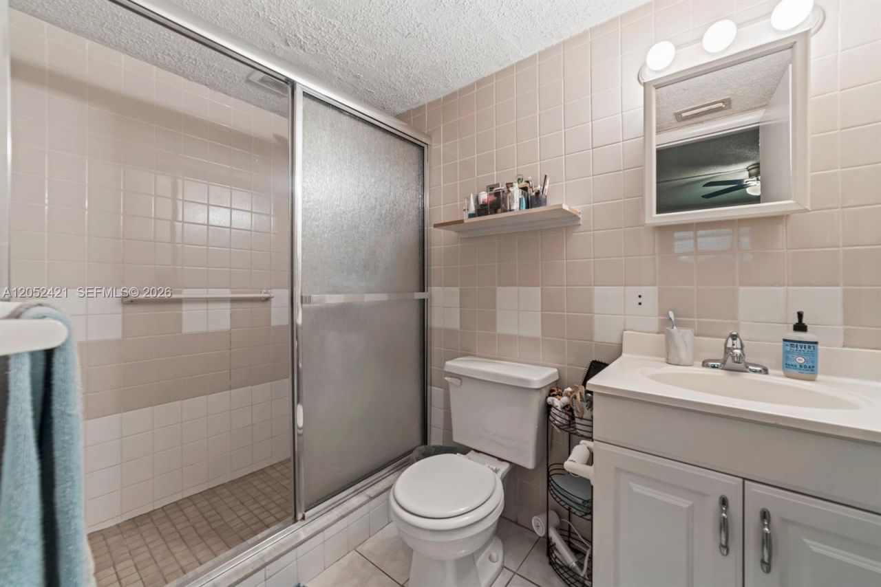 1400 Tallwood Ave , Unit 107, Hollywood, FL 33021 Photo