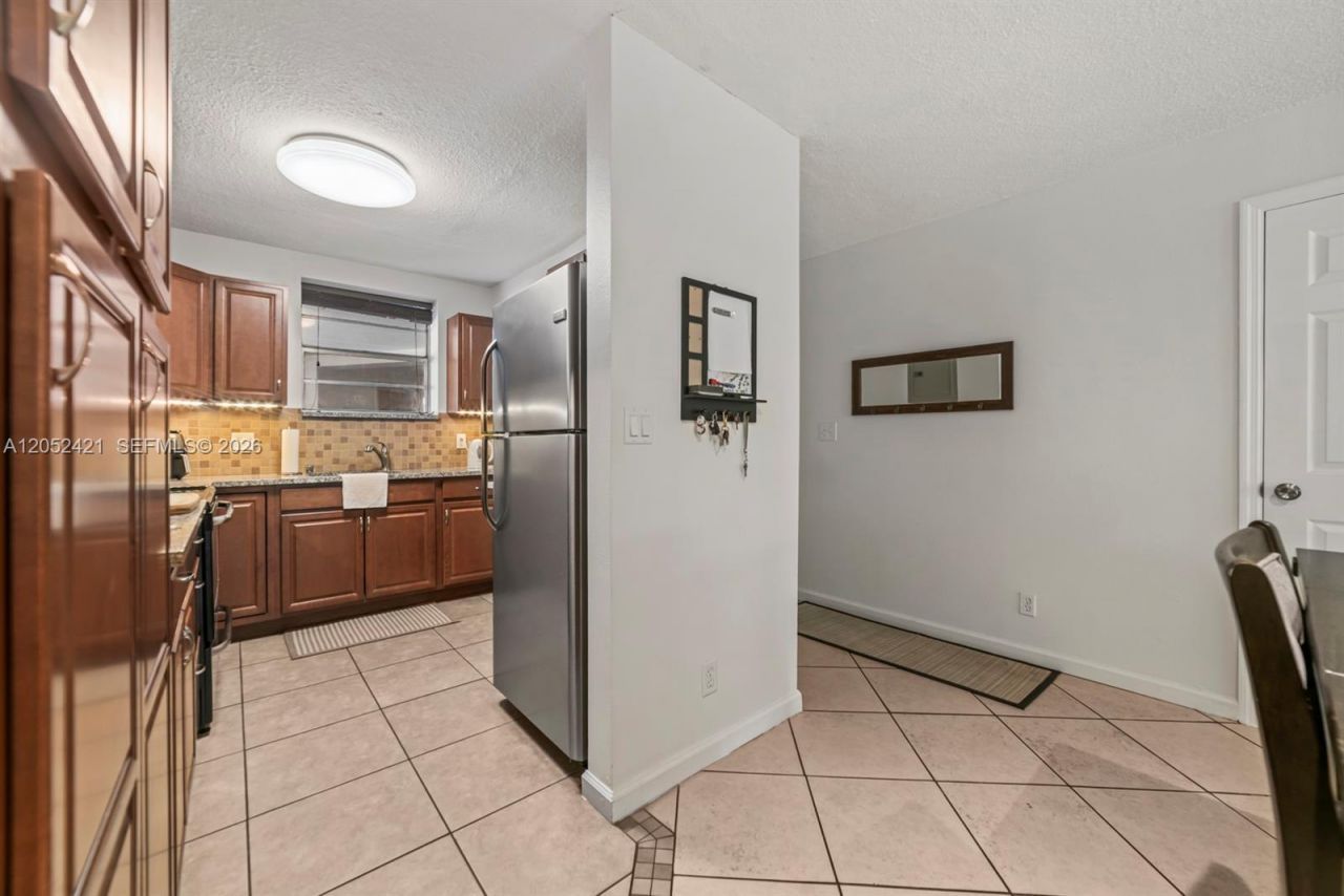 1400 Tallwood Ave , Unit 107, Hollywood, FL 33021 Photo