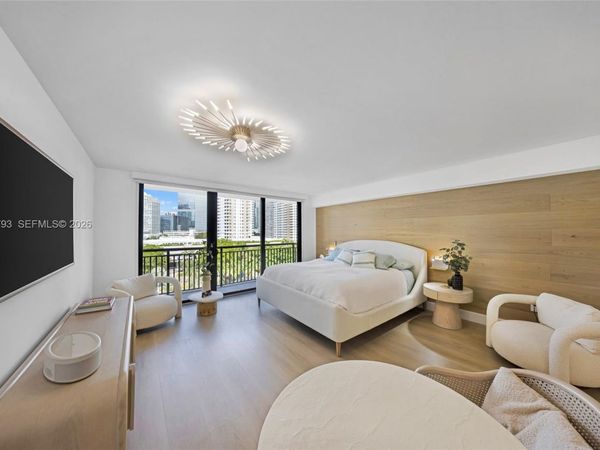 540 Brickell Key Dr , Unit 809, Miami, FL 33131