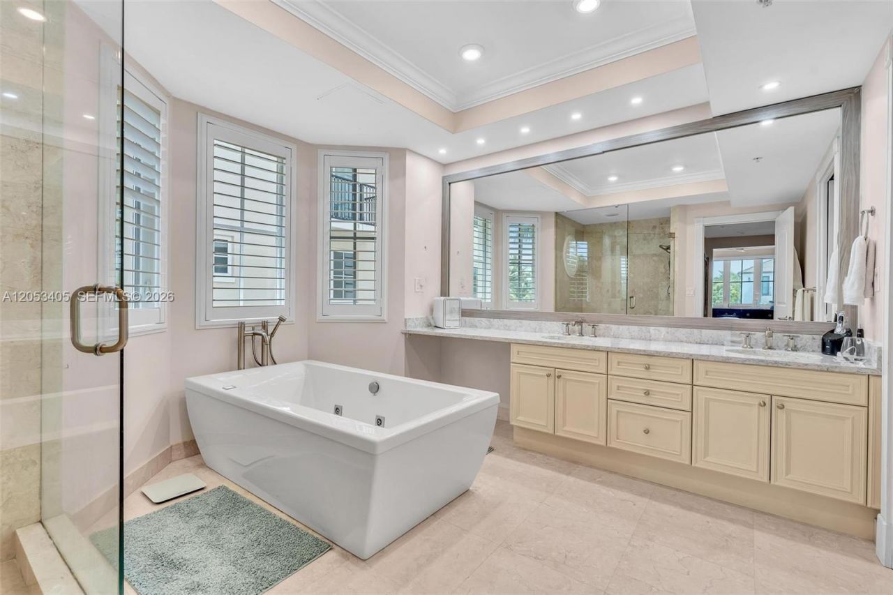 1500 SE 12th St , Unit 1A, Fort Lauderdale, FL 33316 Photo
