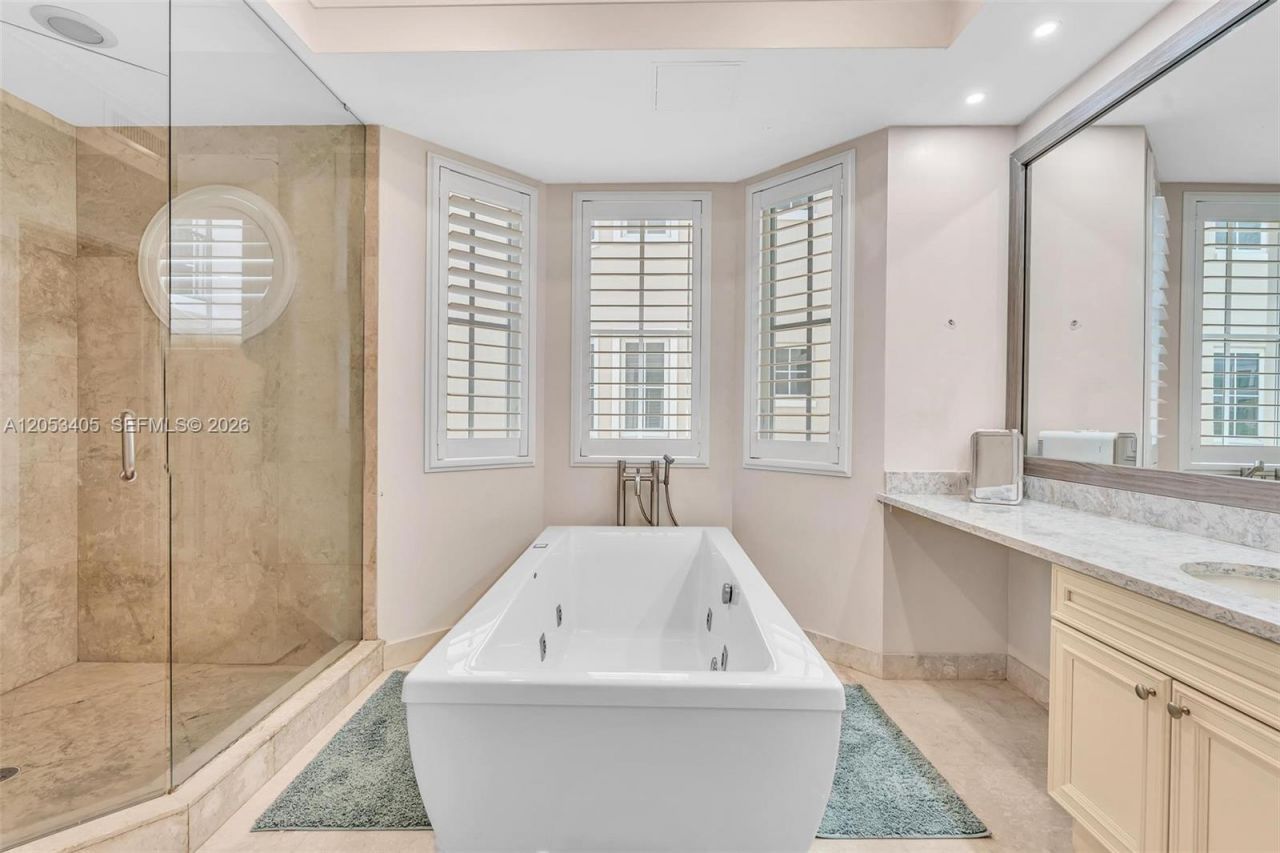 1500 SE 12th St , Unit 1A, Fort Lauderdale, FL 33316 Photo