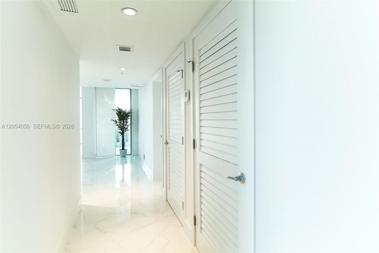 1133 102nd St , Unit 303, Bay Harbor Islands, FL 33154 Photo
