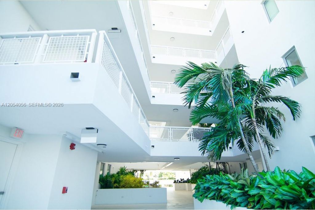 1133 102nd St , Unit 303, Bay Harbor Islands, FL 33154 Photo