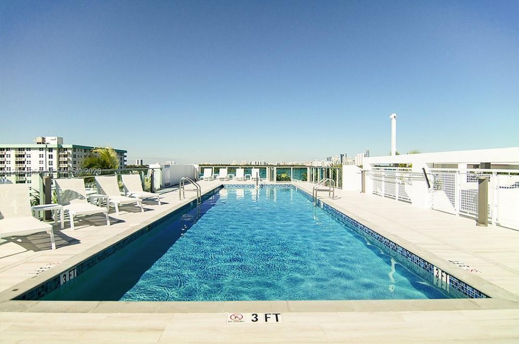 1133 102nd St , Unit 303, Bay Harbor Islands, FL 33154 Photo