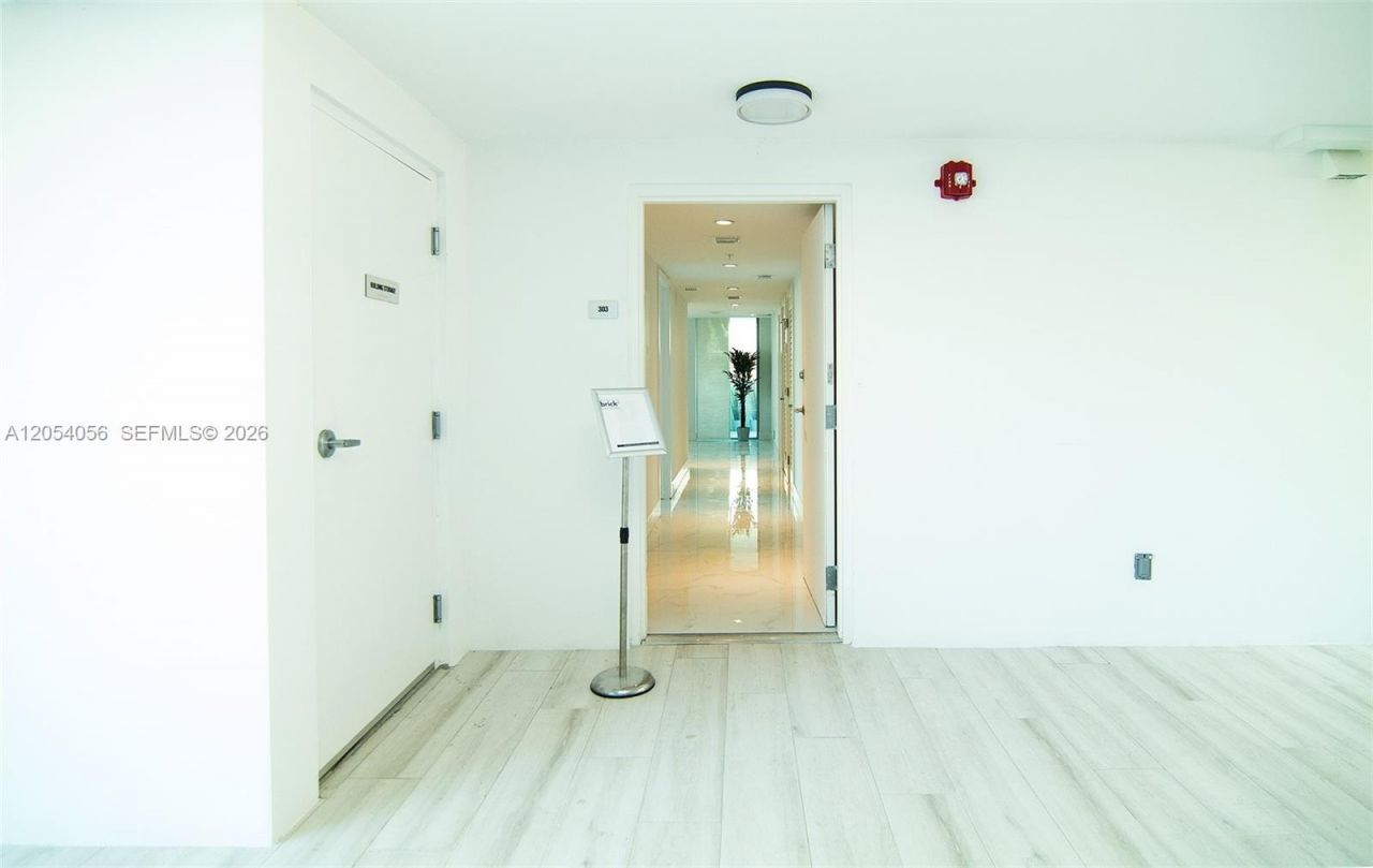 1133 102nd St , Unit 303, Bay Harbor Islands, FL 33154 Photo
