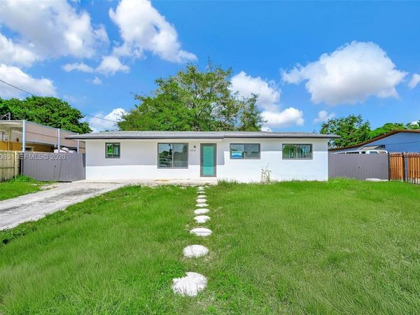 17231 NW 47th Ct , Miami Gardens, FL 33055