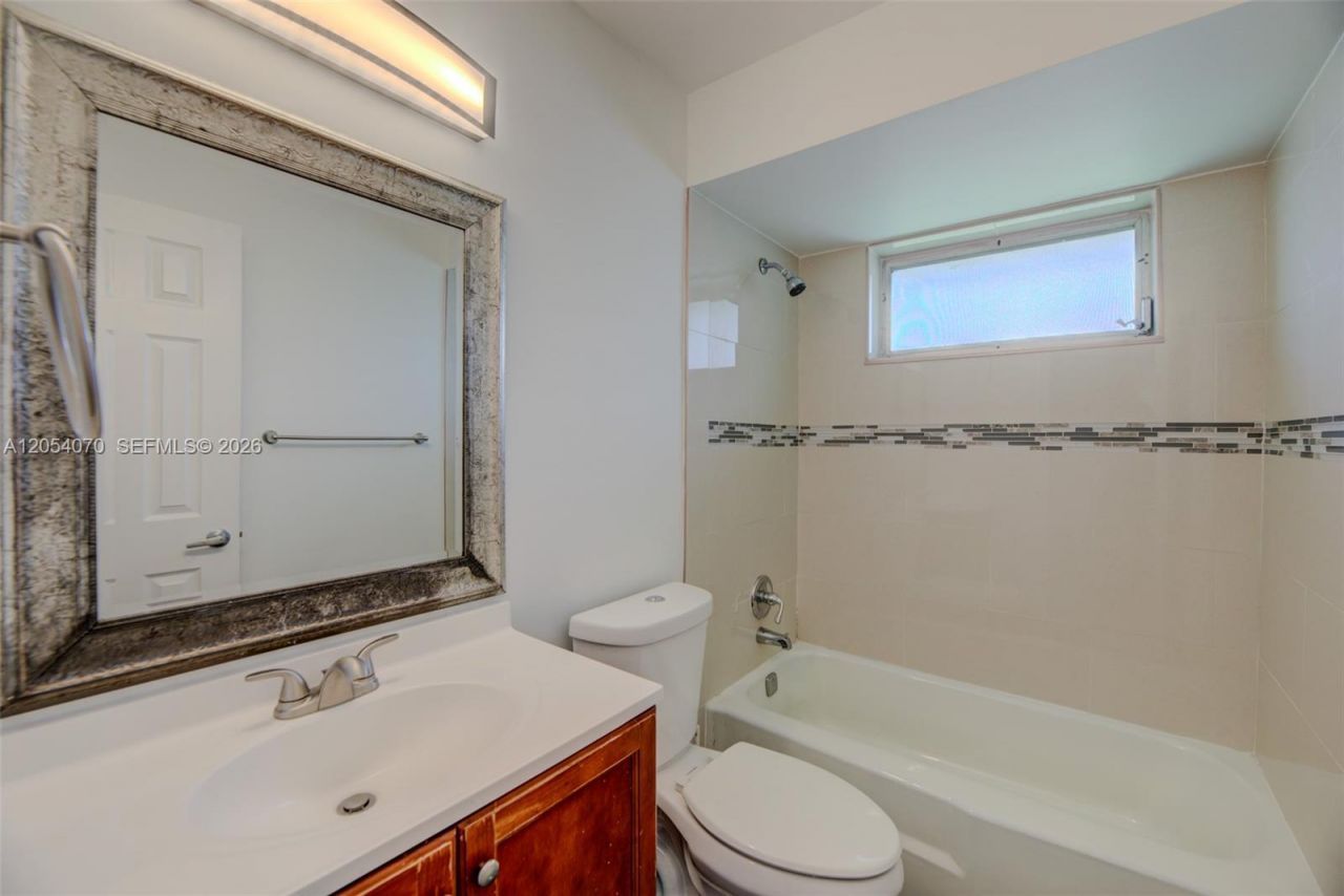 2471 SW 82nd Ave , Unit 309, Davie, FL 33324 Photo