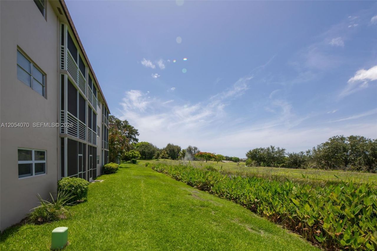 2471 SW 82nd Ave , Unit 309, Davie, FL 33324 Photo