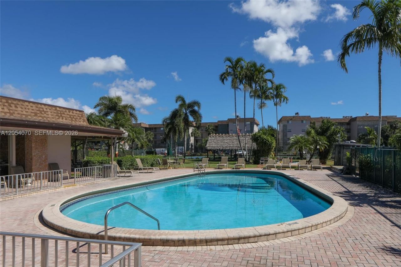 2471 SW 82nd Ave , Unit 309, Davie, FL 33324 Photo