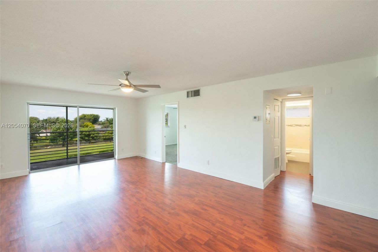 2471 SW 82nd Ave , Unit 309, Davie, FL 33324 Photo