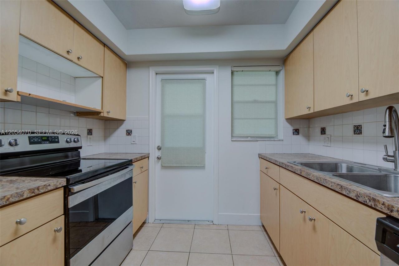 2471 SW 82nd Ave , Unit 309, Davie, FL 33324 Photo