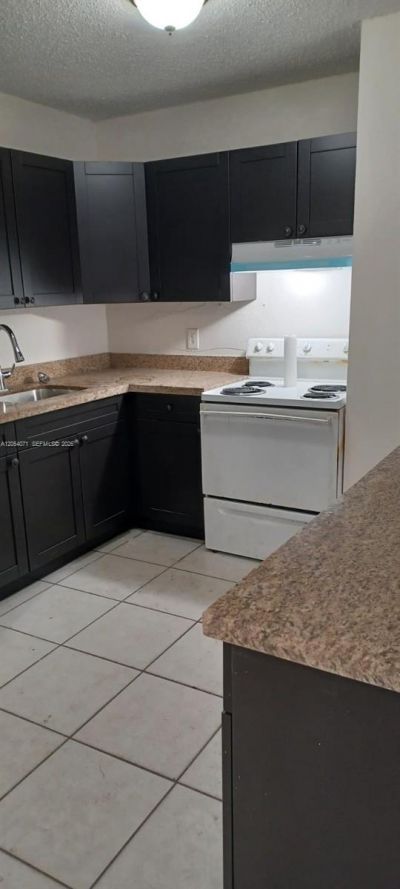 5404 NW 24th Ct, Unit 71, Lauderhill, FL 33313 Main Photo