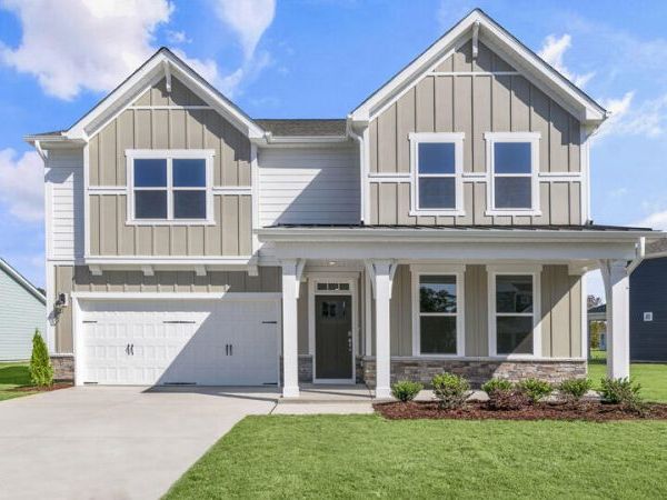 1020 Martin Farms Boulevard , Aberdeen, NC 28315