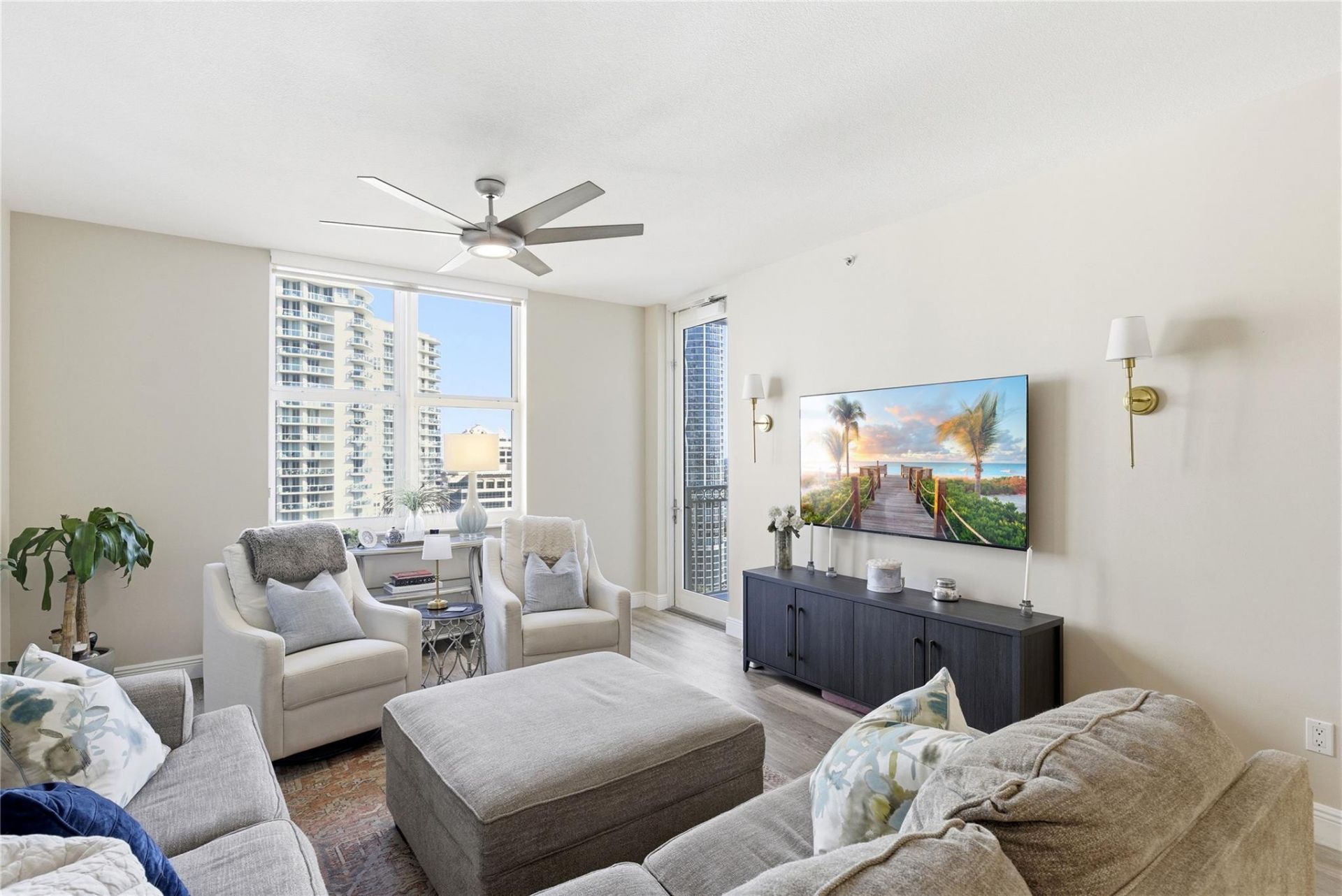 511 SE 5 Avenue, Unit 2122, Fort Lauderdale, FL 33301 Photo