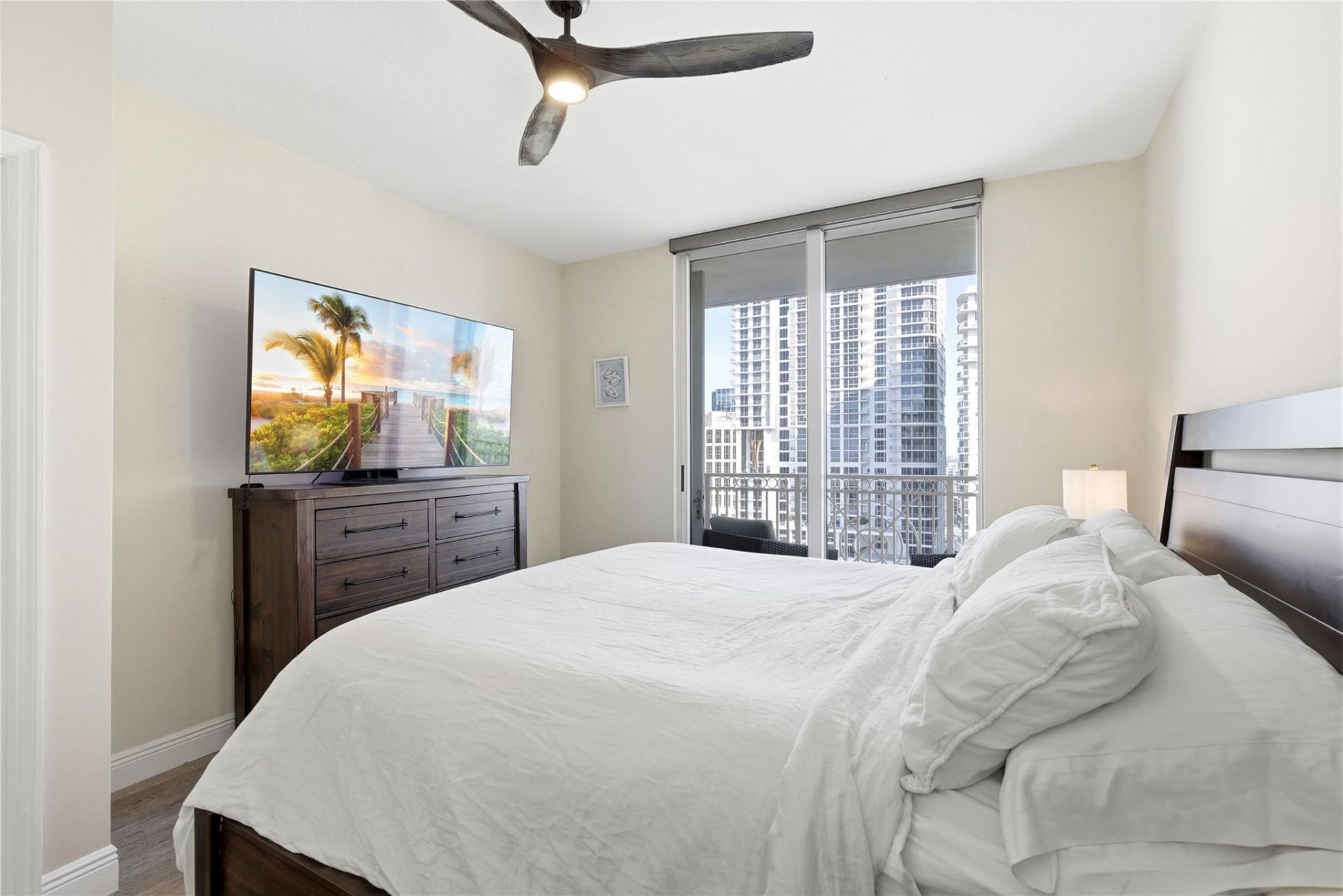 511 SE 5 Avenue, Unit 2122, Fort Lauderdale, FL 33301 Photo