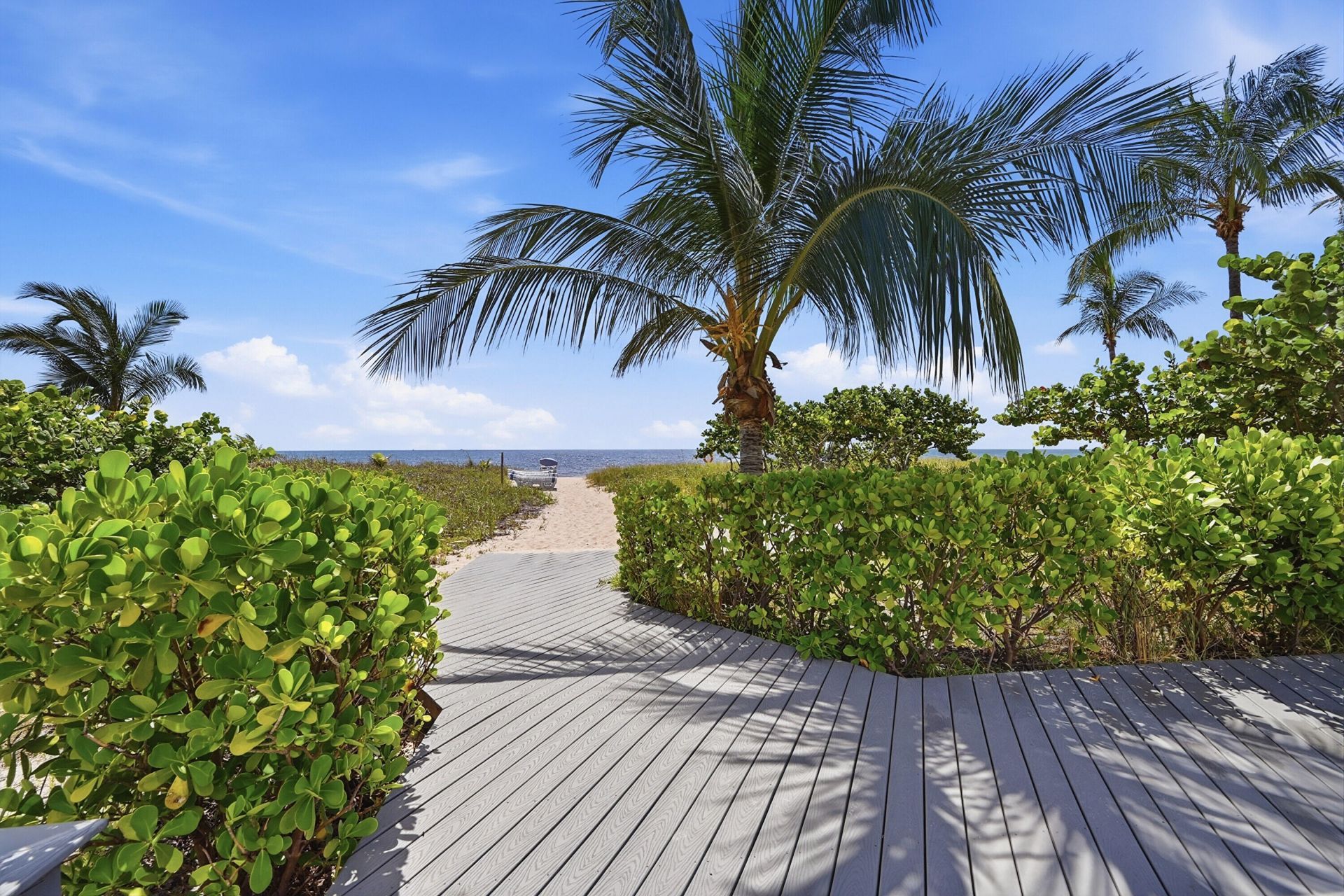 5200 N Ocean Boulevard, Unit 914A, Lauderdale by the Sea, FL 33308 Photo
