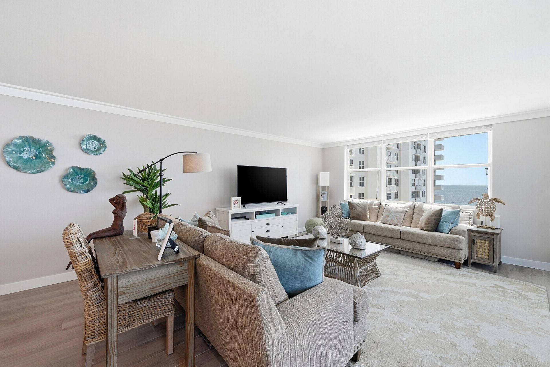 5200 N Ocean Boulevard, Unit 914A, Lauderdale by the Sea, FL 33308 Photo