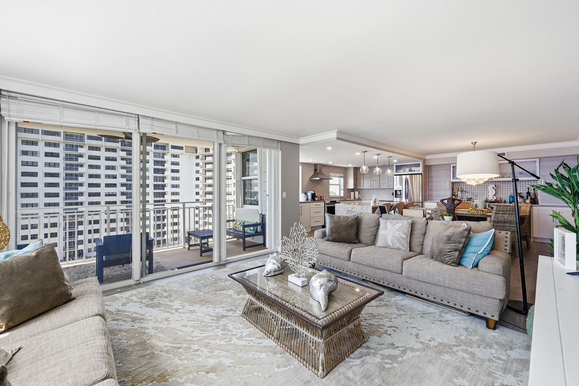 5200 N Ocean Boulevard, Unit 914A, Lauderdale by the Sea, FL 33308 Photo