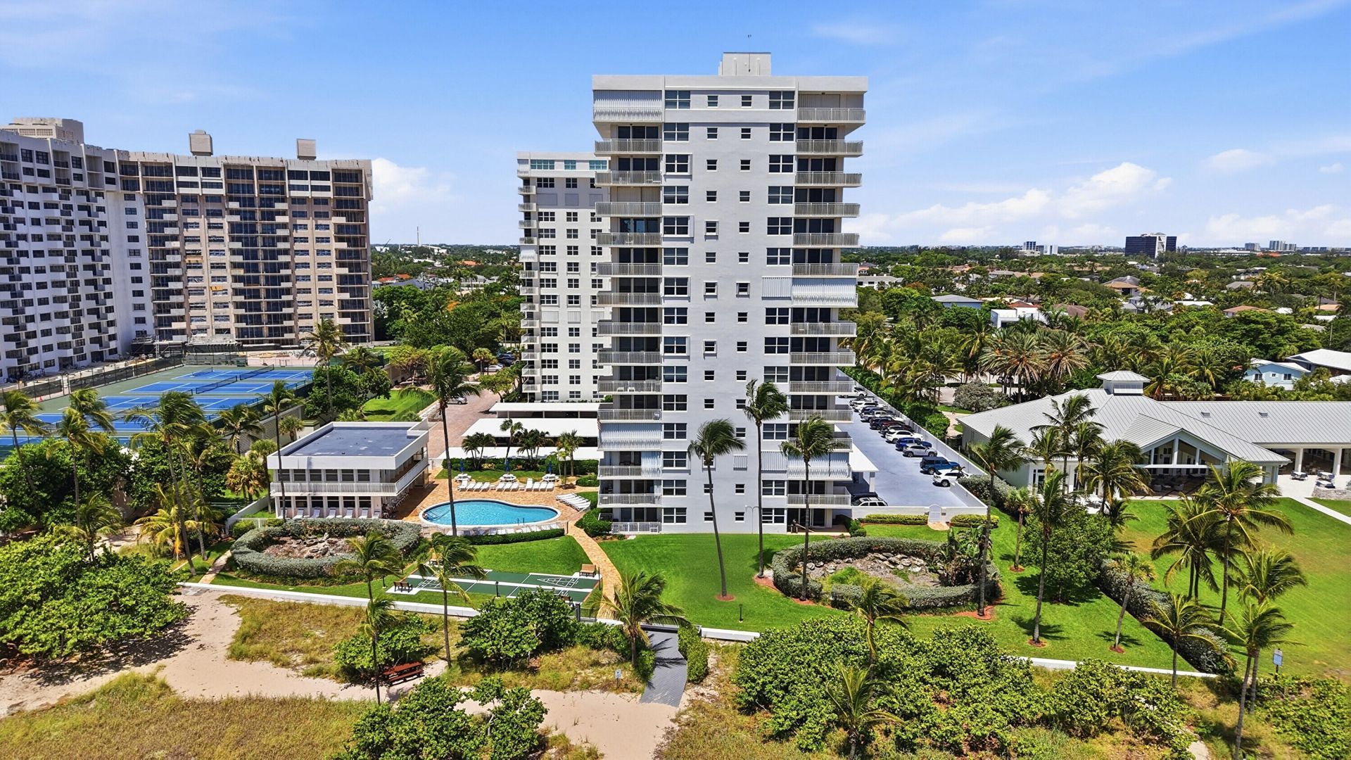5200 N Ocean Boulevard, Unit 914A, Lauderdale by the Sea, FL 33308 Photo