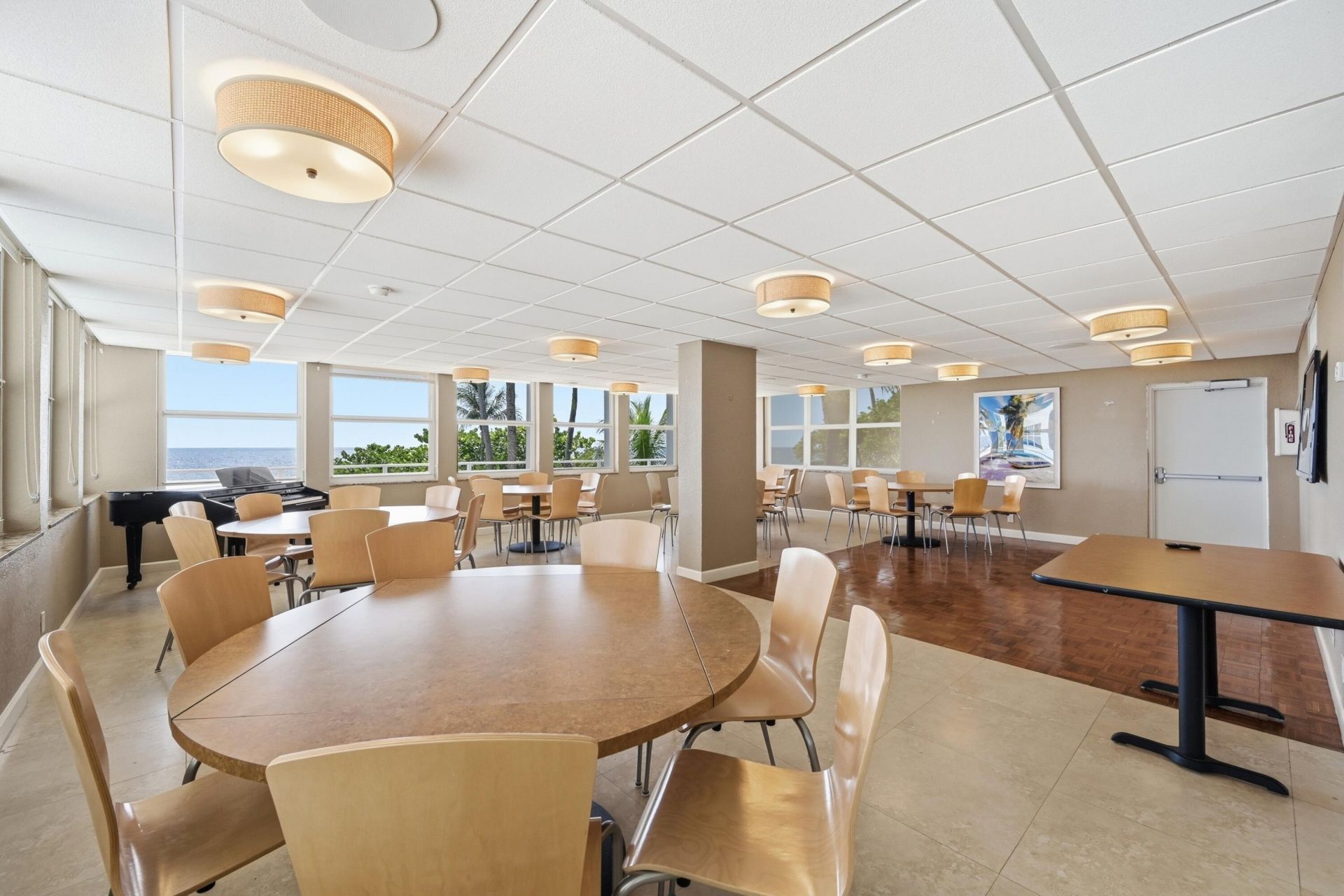 5200 N Ocean Boulevard, Unit 914A, Lauderdale by the Sea, FL 33308 Photo