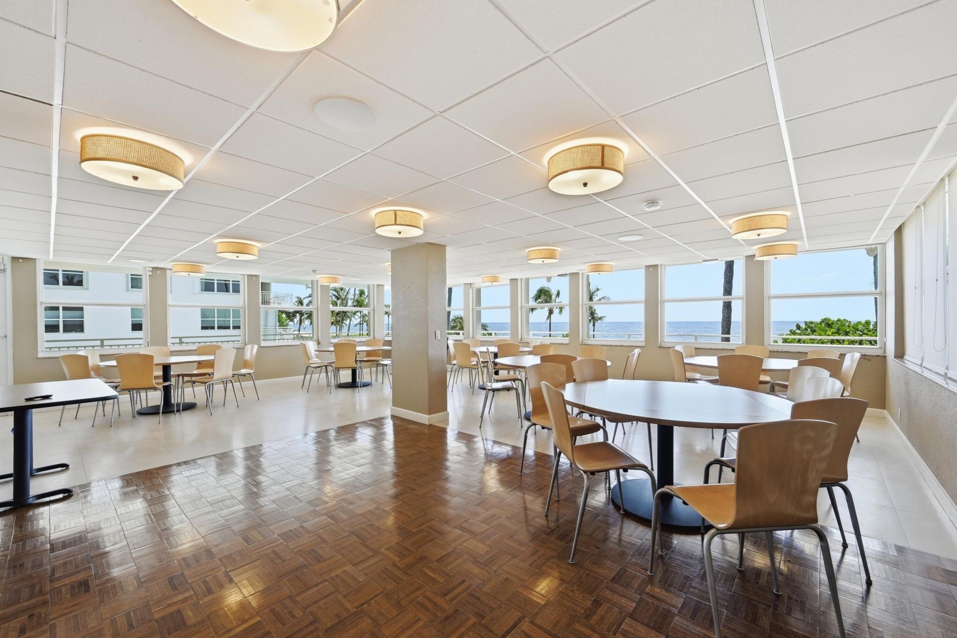 5200 N Ocean Boulevard, Unit 914A, Lauderdale by the Sea, FL 33308 Photo