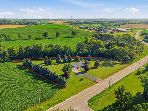 W2063 County Road WH, Mount Calvary, WI 53057