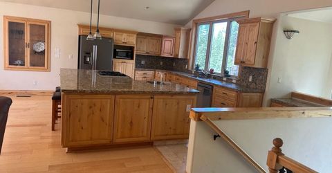 2127 Mewuk Dr, South Lake Tahoe, CA 96150 Photo