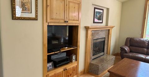 2127 Mewuk Dr, South Lake Tahoe, CA 96150 Photo