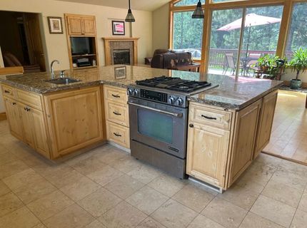 2127 Mewuk Dr, South Lake Tahoe, CA 96150 Photo