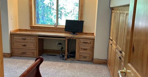 2127 Mewuk Dr, South Lake Tahoe, CA 96150 Photo