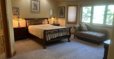 2127 Mewuk Dr, South Lake Tahoe, CA 96150 Photo