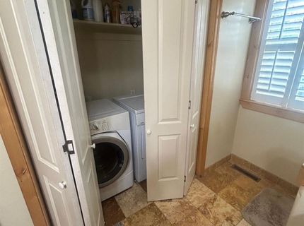 2127 Mewuk Dr, South Lake Tahoe, CA 96150 Photo
