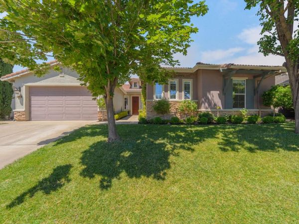 5048 Stroman Ln, Sacramento, CA 95835