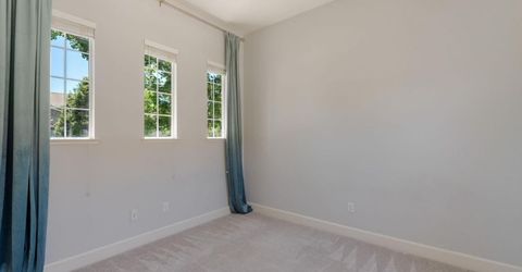 5048 Stroman Ln, Sacramento, CA 95835 Photo