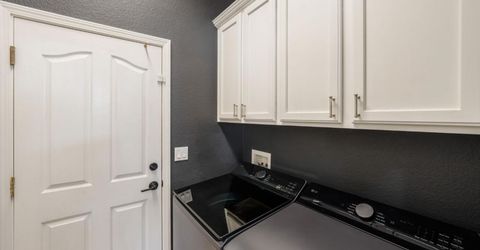 5048 Stroman Ln, Sacramento, CA 95835 Photo