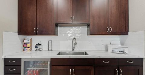 2791 E Tuolumne Rd, Turlock, CA 95382 Photo
