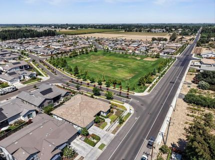 2791 E Tuolumne Rd, Turlock, CA 95382 Photo