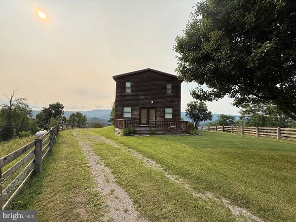 1492 DICE WARNER ROAD, CIRCLEVILLE, WV 26804