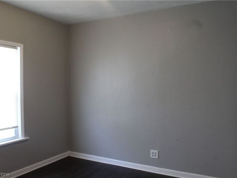 8410 Garfield Boulevard, Unit Down, Garfield Heights, OH 44125 Photo 13