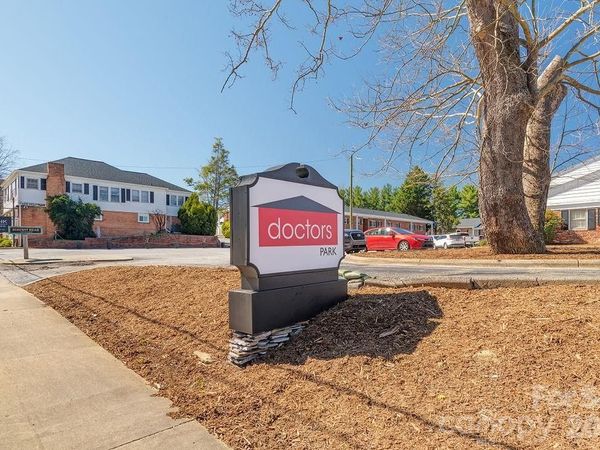 5G2 Doctors Park , Unit G2, Asheville, NC 28801