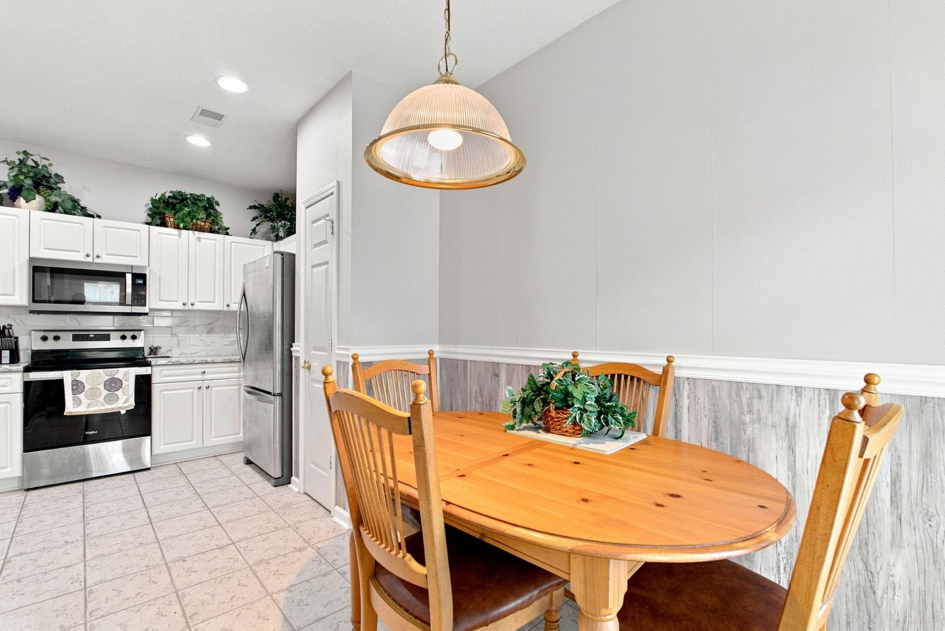 4496 Girvan Dr.  Photo 19