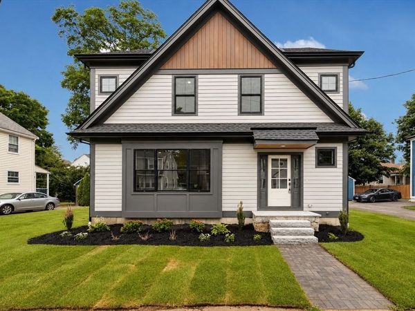 29 Keystone, Boston, MA 02132