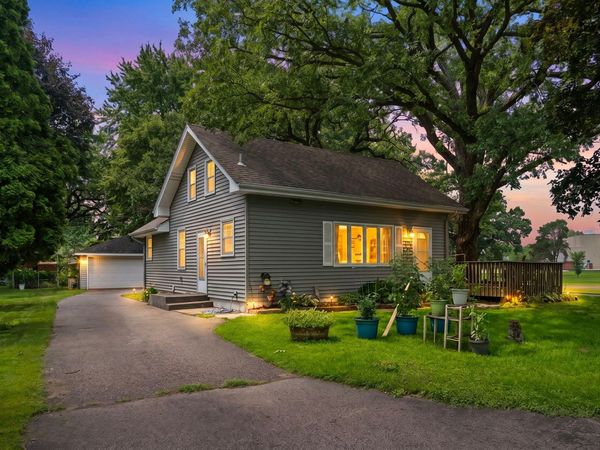 5025 Zenith Avenue N, Brooklyn Center, MN 55429