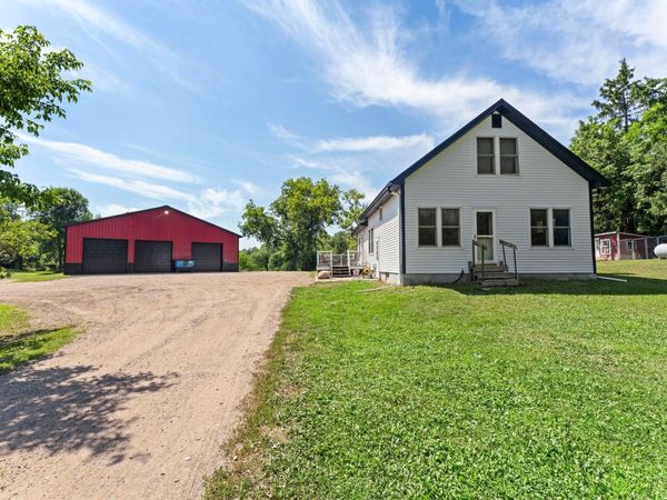 42550 Cedarcrest Trail, Harris, MN 55032